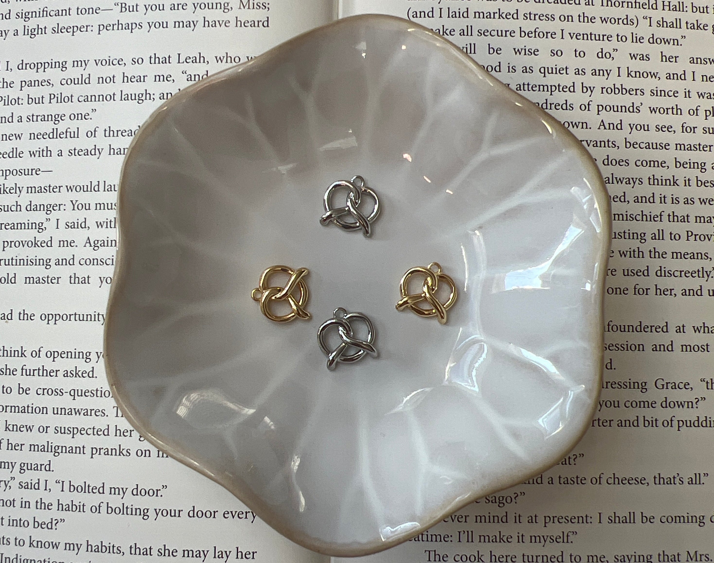 Pretzel charm