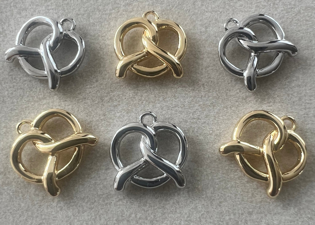 Pretzel charm